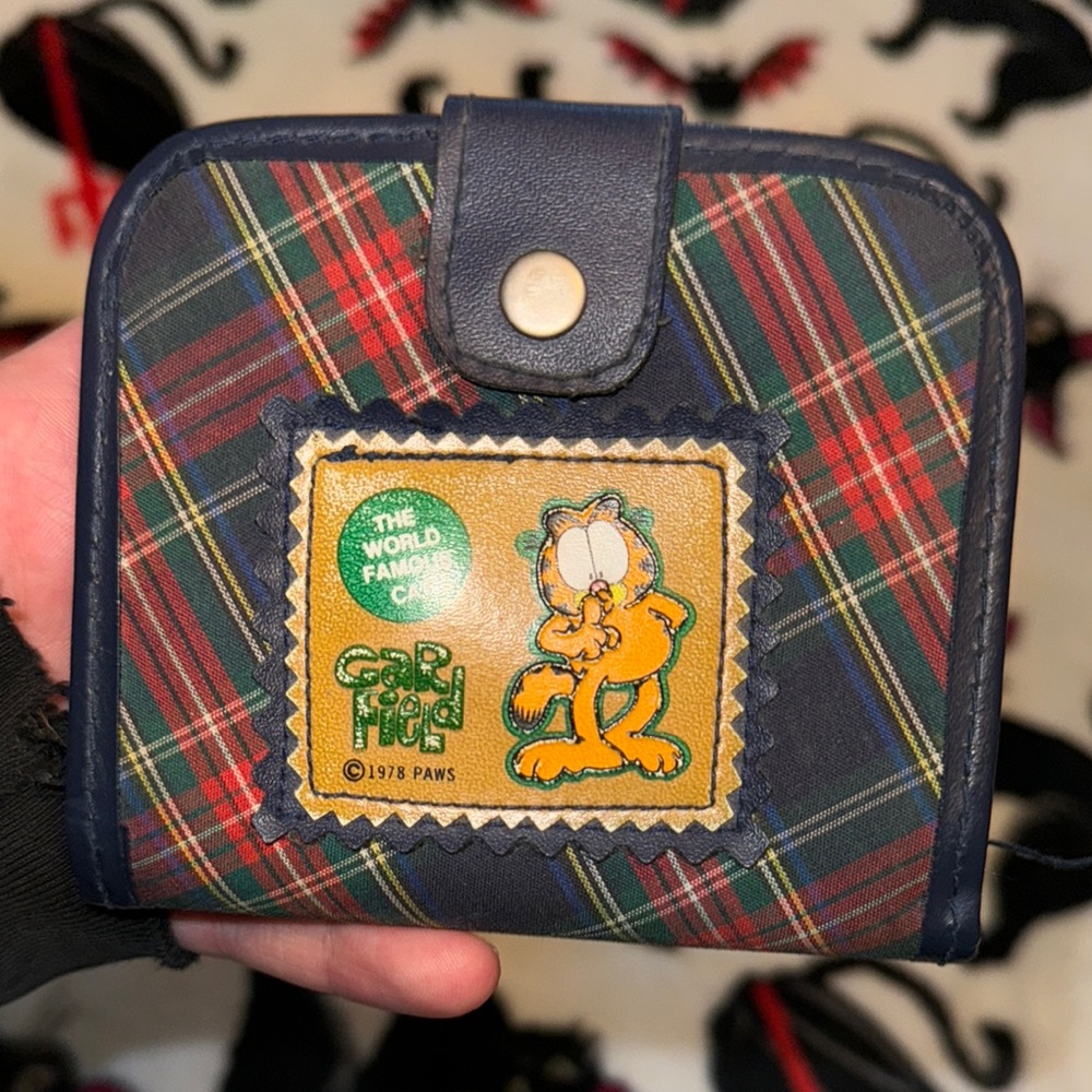 Vintage 1978 Garfield Plaid Wallet